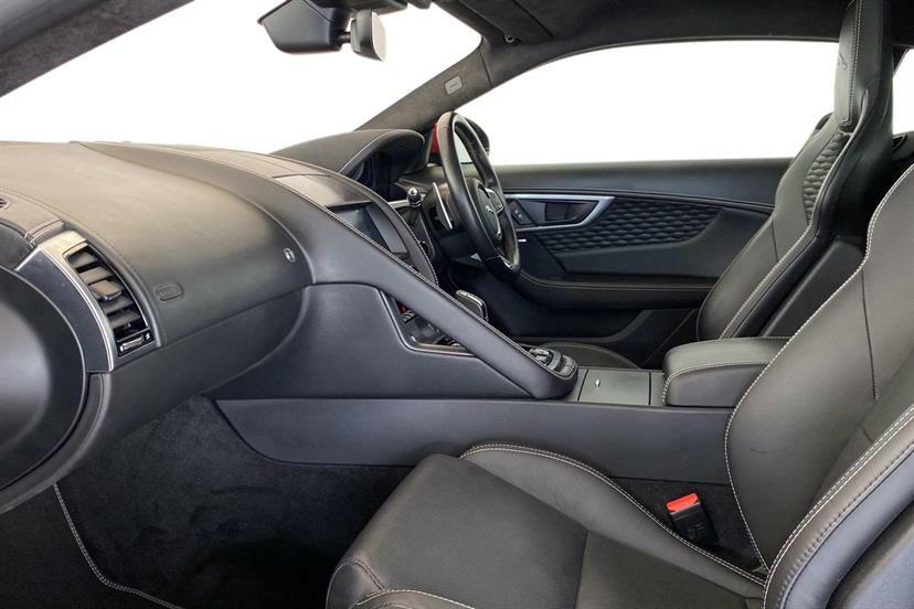 Jaguar F-Type 5.0 P450 Sc V8 R-dynamic Black Awd Red #3