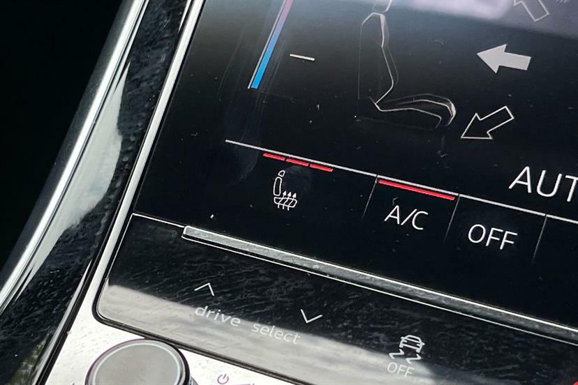 Audi Q8 Sq8 Tfsi Quattro Launch Edition Tiptronic Black #22
