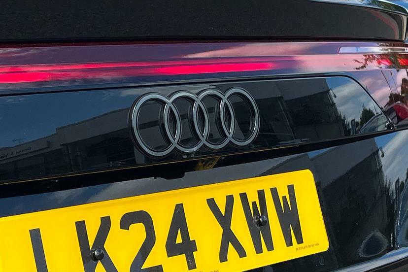 Audi Q8 Sq8 Tfsi Quattro Launch Edition Tiptronic Black #41