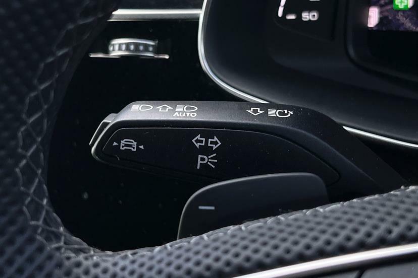 Audi Q8 Sq8 Tfsi Quattro Launch Edition Tiptronic Black #29