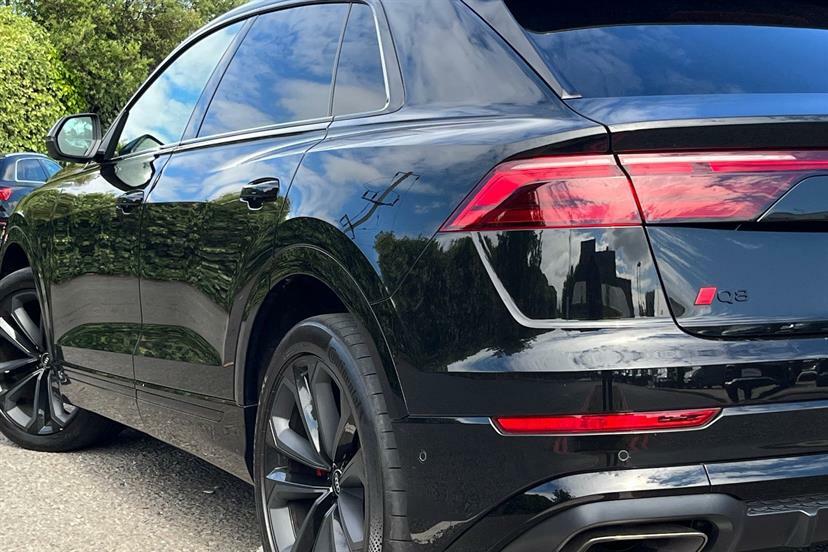 Audi Q8 Sq8 Tfsi Quattro Launch Edition Tiptronic Black #40