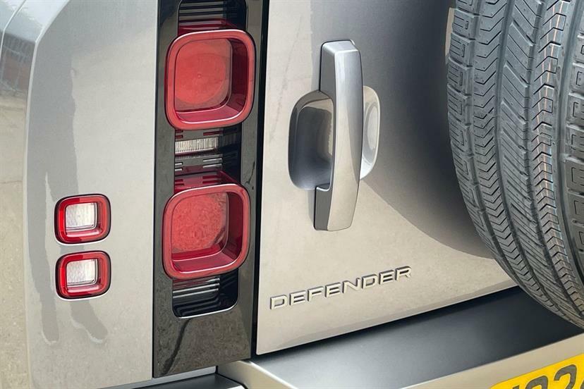 Land Rover Defender 110 2.0 P400e X-dynamic Hse 110 Grey #23