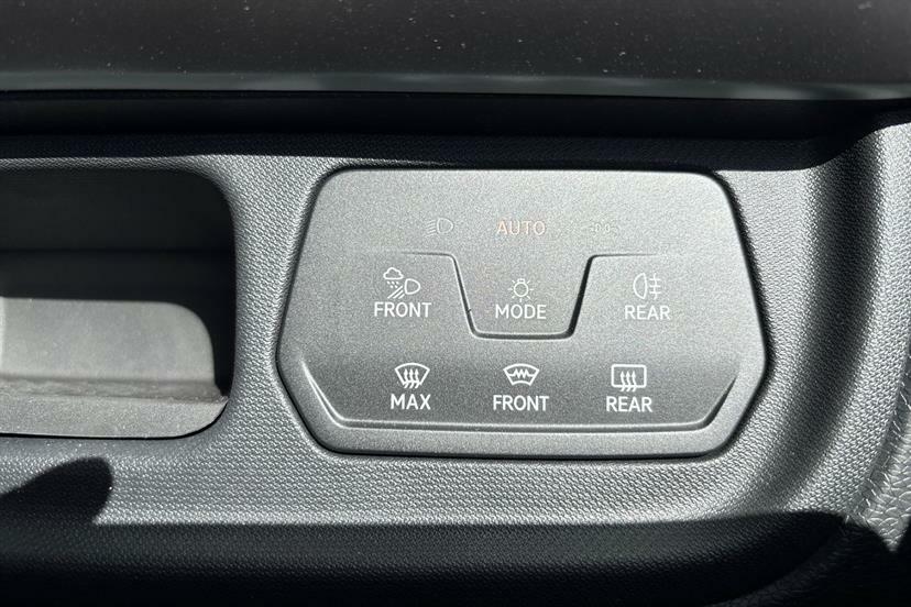 Volkswagen ID.Buzz 210Kw Commerce 79Kwh Silver #41