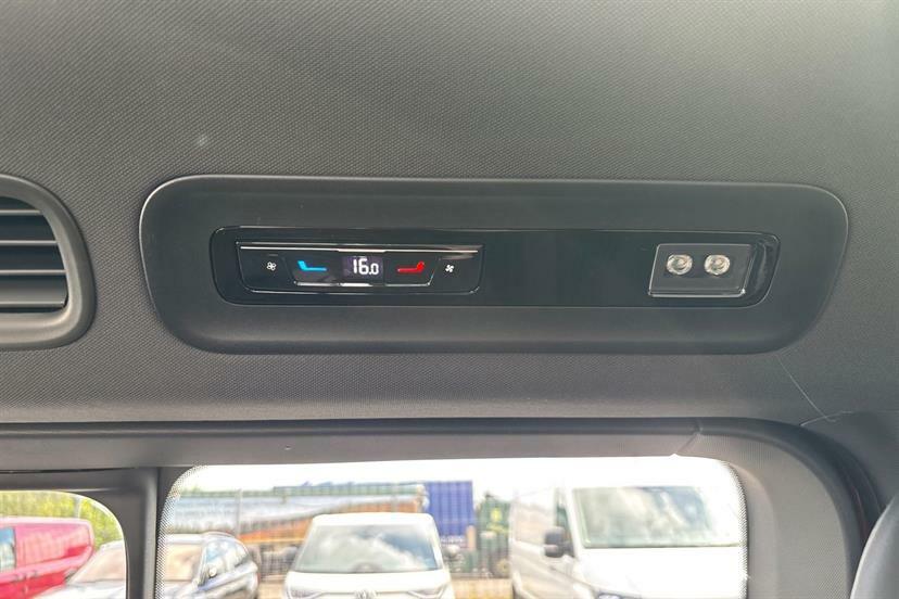 Volkswagen ID.Buzz 210Kw Commerce 79Kwh Silver #27