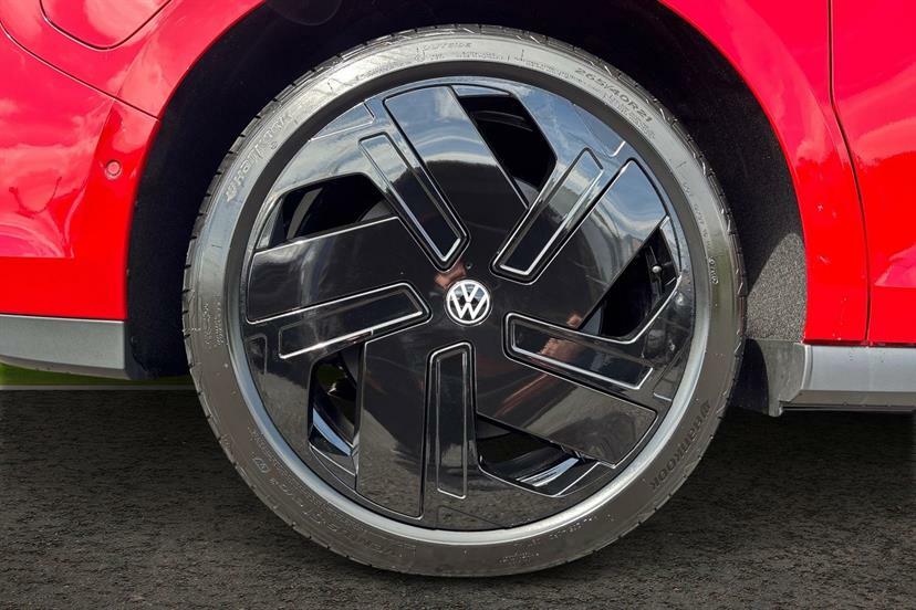 Volkswagen ID.Buzz 250Kw Gtx Pro 79Kwh 4Motion 6 Seat Red #5