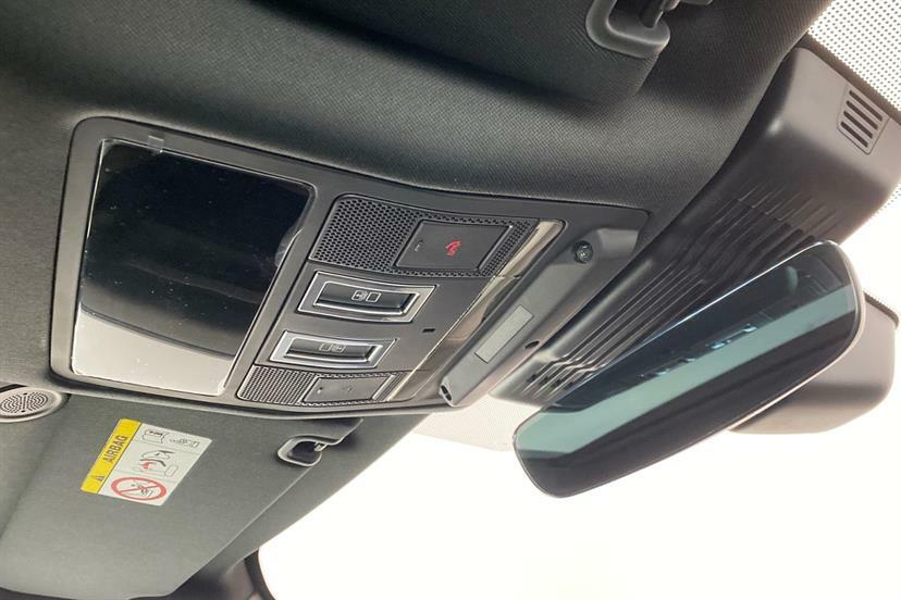 Land Rover Discovery Commercial Dynamic Hse Grey #19