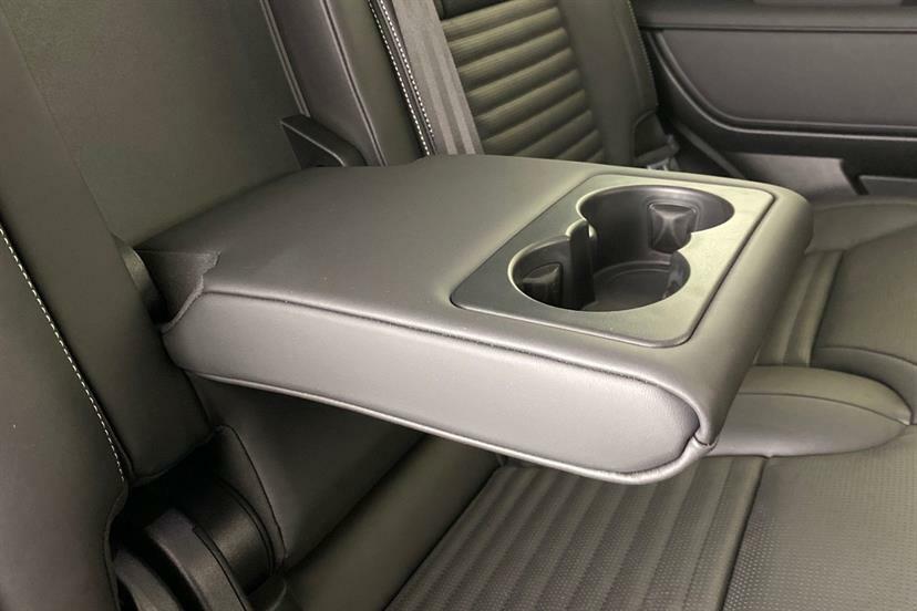 Land Rover Discovery Commercial Dynamic Hse Grey #42
