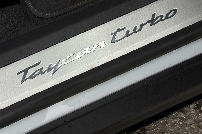 Porsche Taycan Performance Plus 93.4Kwh Turbo S 4Wd Grey #26
