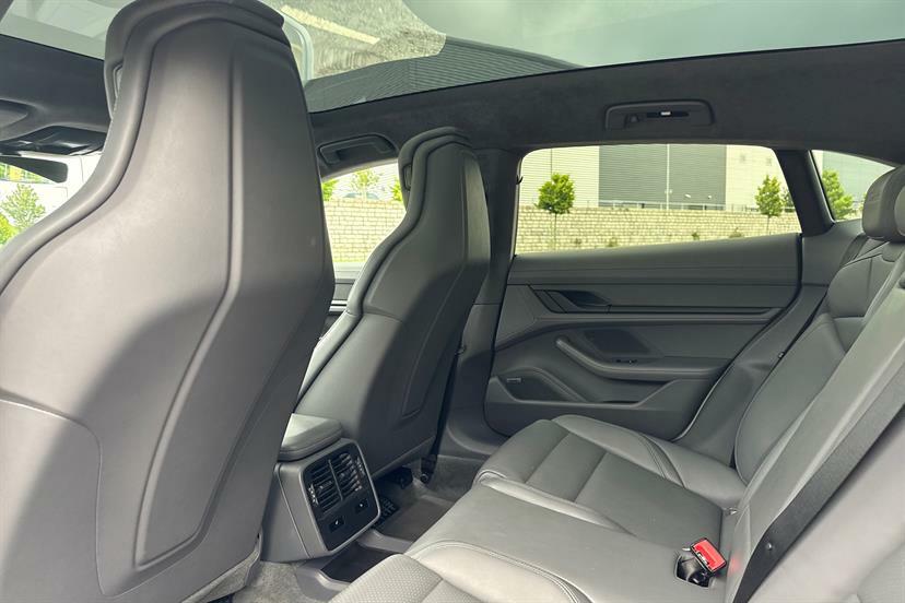 Porsche Taycan Performance Plus 93.4Kwh Turbo S 4Wd Grey #23