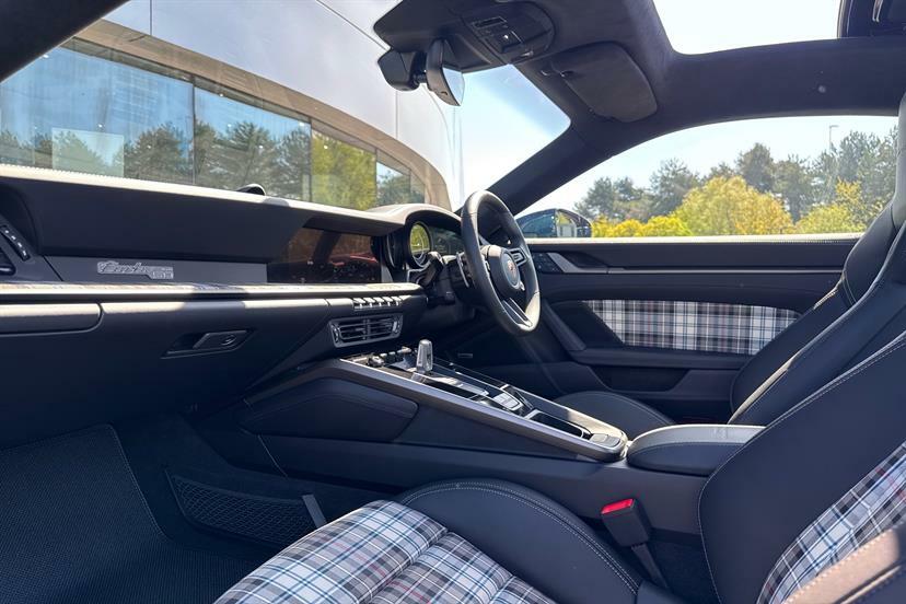 Porsche 911 Gts T-hybrid Pdk Grey #9
