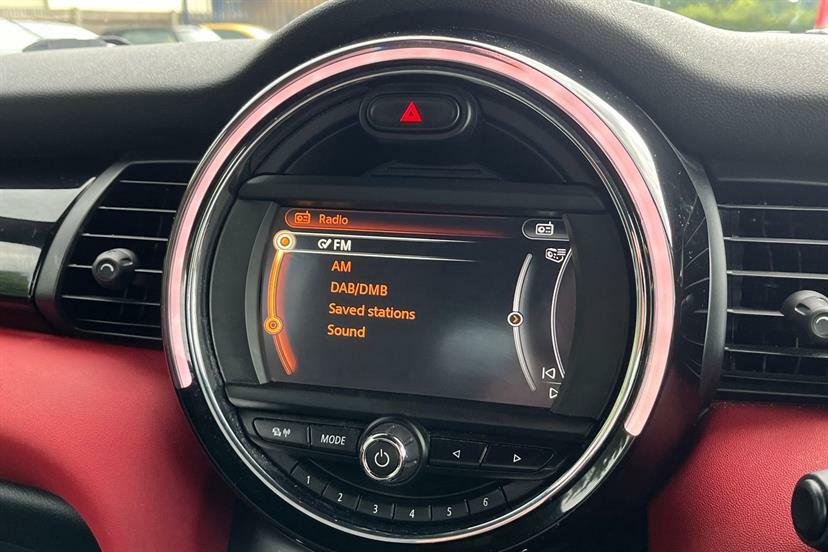 Mini Hatch 1.6L Cooper White #29
