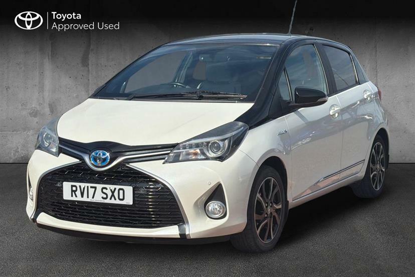 Toyota Yaris 1.5 Hybrid Design Cvt White #3