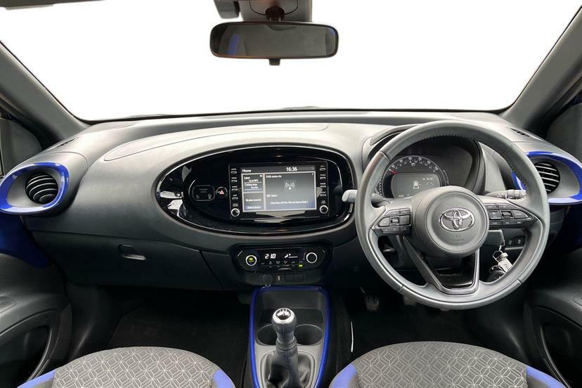 Toyota Aygo X 1.0 Vvt-i Edge Black #6