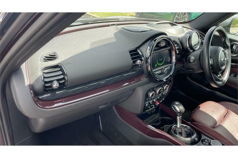 Mini Clubman 2.0 Cooper D 6Dr Black #30