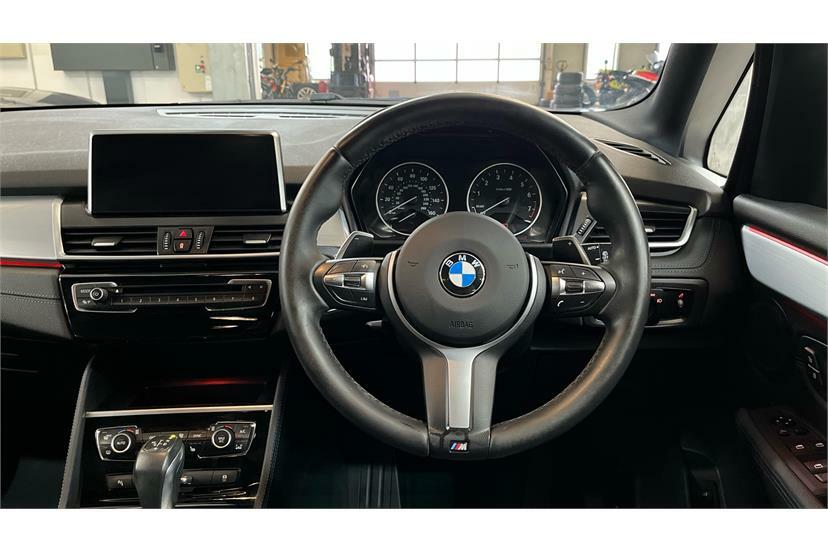 BMW 2 Series 220I Se Nav Step White #5