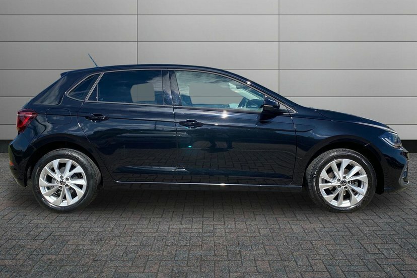 Volkswagen Polo 1.0 Tsi Style Hatchback 95 Ps WJ72PBY Black #4