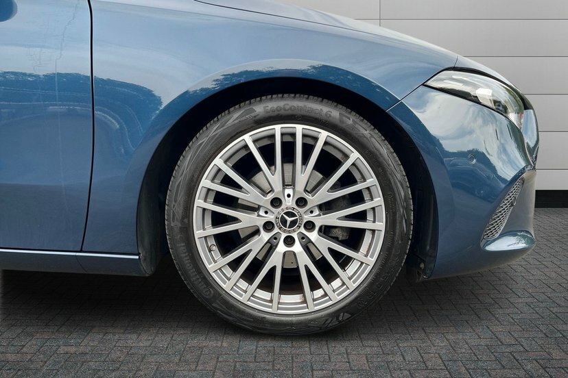Mercedes-Benz A Class A180 Sport Executive LN72KKP Blue #4