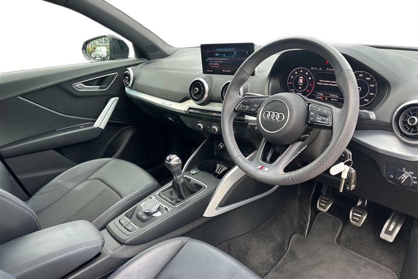 Audi Q2 30 Tfsi S Line Black #6