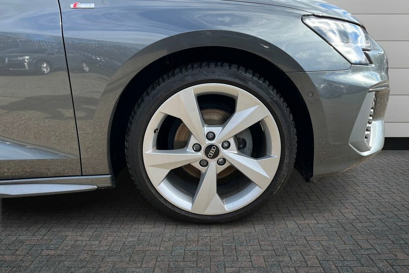 Audi A3 1.5 Tfsi 35 S Line Sportback 15 Grey #5