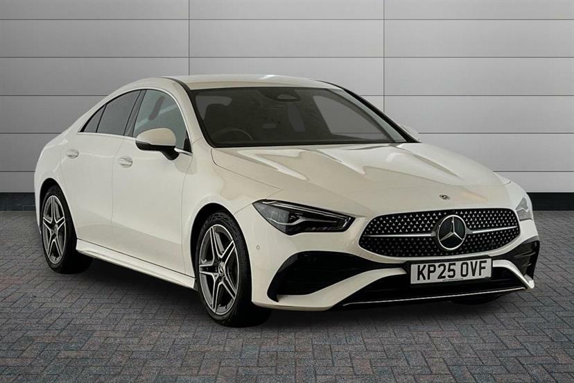 Mercedes-Benz CLA Class 180 Amg Line Executive Tip White