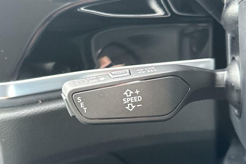Audi Q3 35 Tfsi S Line S Tronic Leather Red #40