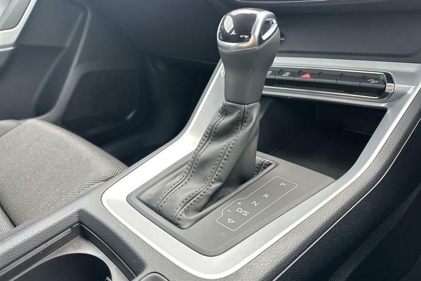 Audi Q3 35 Tfsi S Line S Tronic Leather Red #37