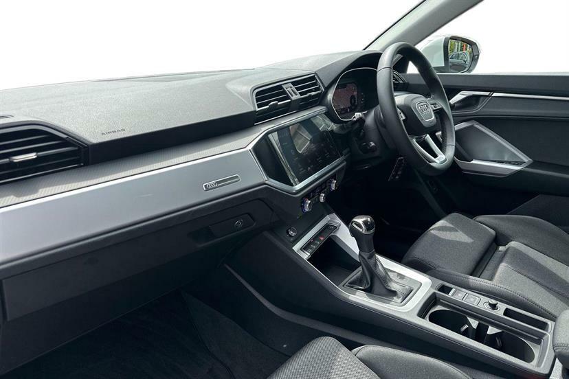 Audi Q3 35 Tfsi Sport S Tronic White #2