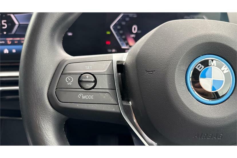 BMW iX1 20 66.5Kwh M Sport Grey #16