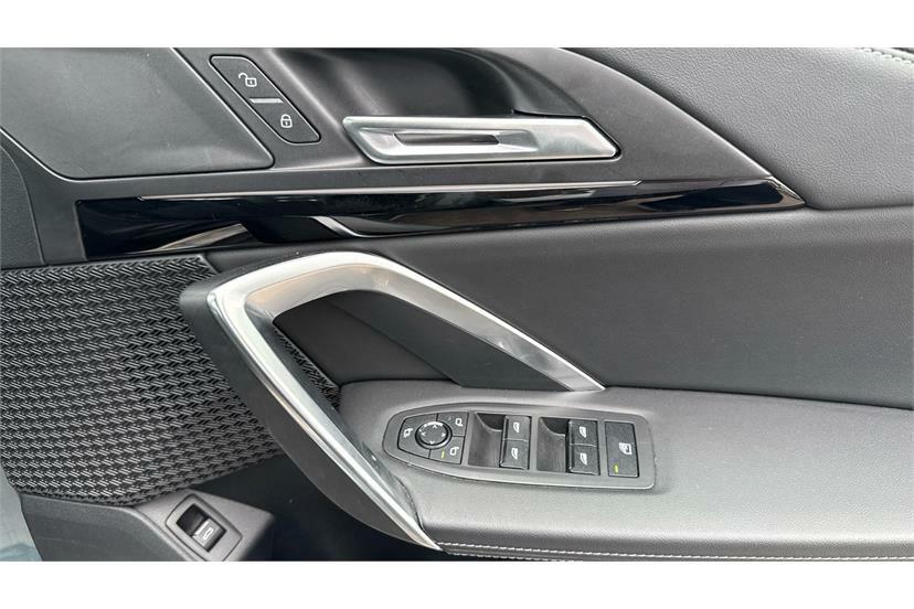 BMW iX1 20 66.5Kwh M Sport Grey #19