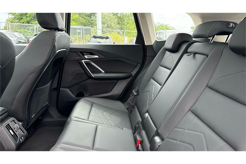 BMW iX1 20 66.5Kwh M Sport Grey #11