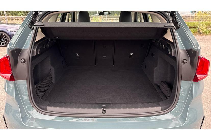 BMW iX1 20 66.5Kwh M Sport Grey #12