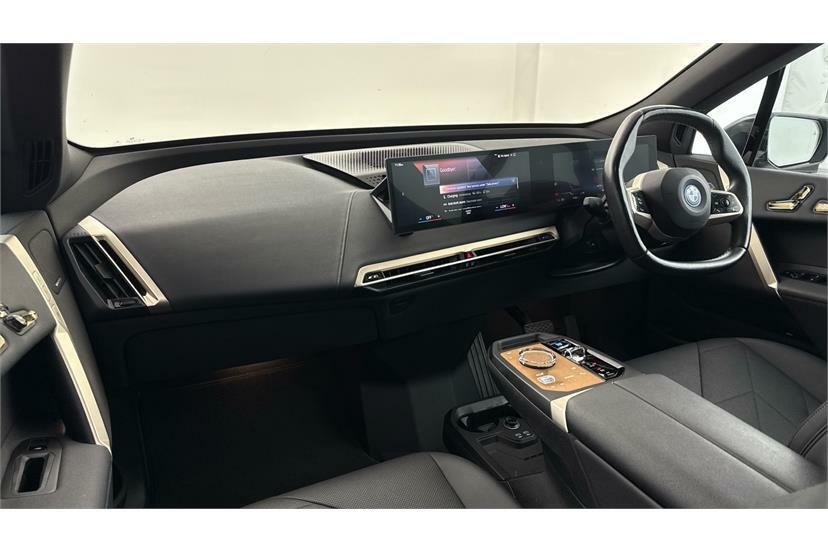 BMW iX 240Kw Xdrive40 M Sport 76.6Kwh Grey #3