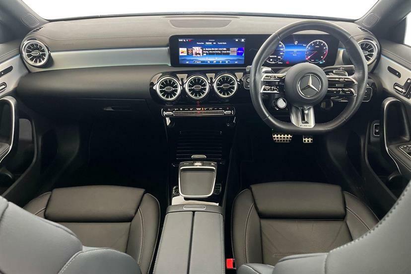 Mercedes-Benz CLA Class Cla 180 Amg Line Premium Plus Tip Black #7