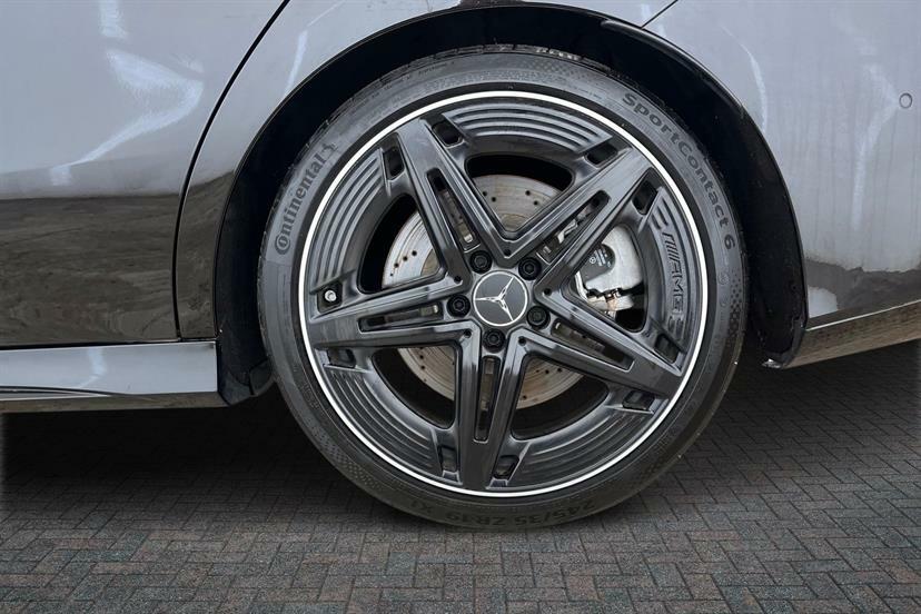 Mercedes-Benz CLA Class 35 Premium Plus 4Matic Tip Black #4
