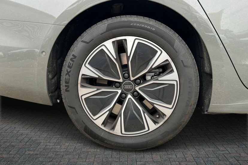 Audi A6 Saloon 2.0 E-hybrid 25.9Kwh Sport Saloon Plug- EJ26XHF  #5