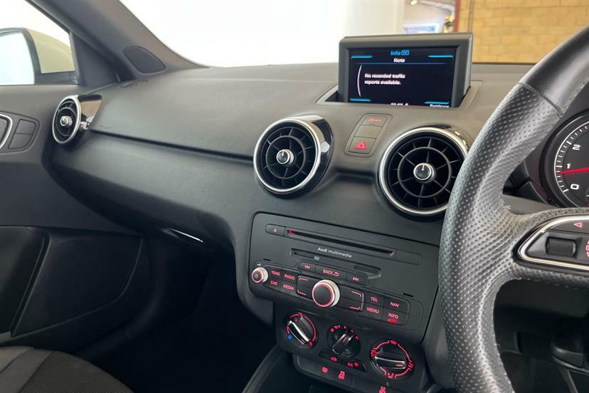 Audi A1 Tfsi S Line Red #35