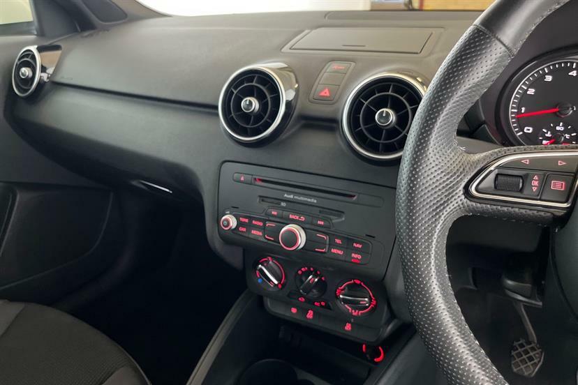 Audi A1 Tfsi S Line Red #34