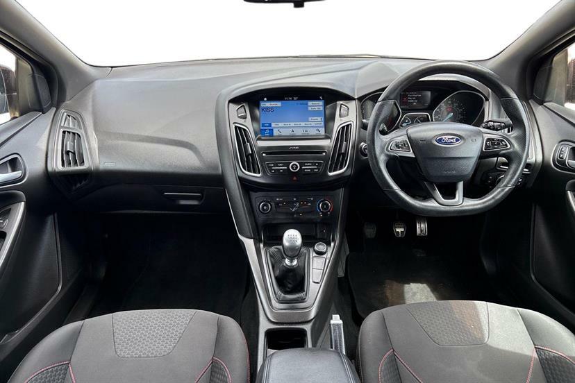 Ford Focus 1.0 Ecoboost 125 St-line Black #6