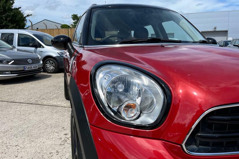 Mini Countryman 1.6 One White #18