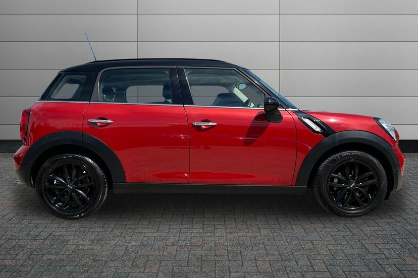 Mini Countryman 1.6 Cooper D Suv Euro 5 112 Ps Red #4