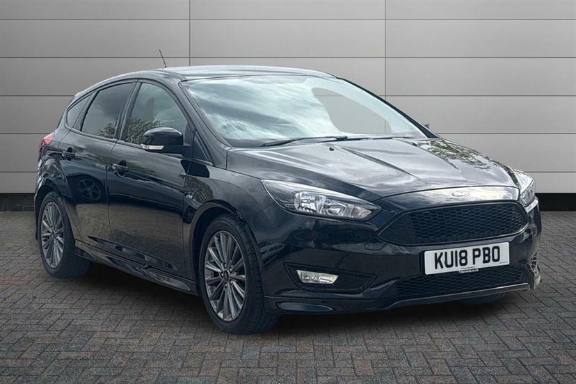 Ford Focus 1.0 Ecoboost 140 St-line Navigation Black