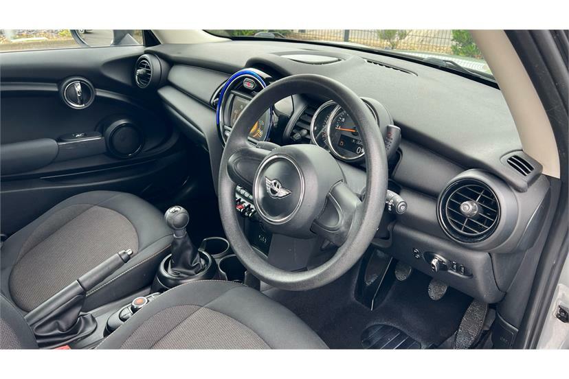 Mini Hatch 1.2 One #6