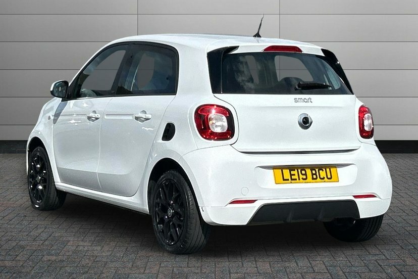 Smart Forfour 1.0 Urbanshadow Hatchback 71 Ps White #3