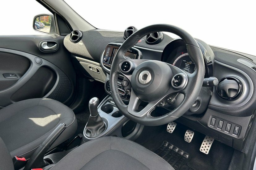 Smart Forfour 1.0 Urbanshadow Hatchback 71 Ps White #5