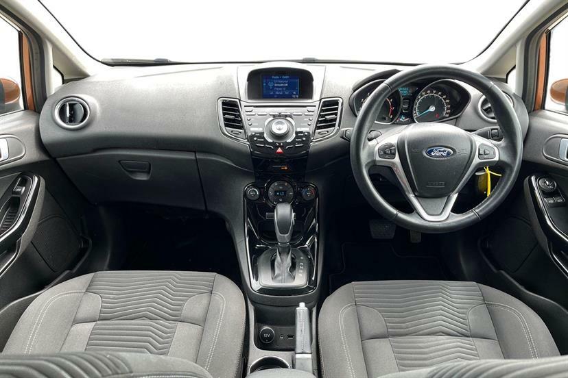 Ford Fiesta Hatchback Red #5