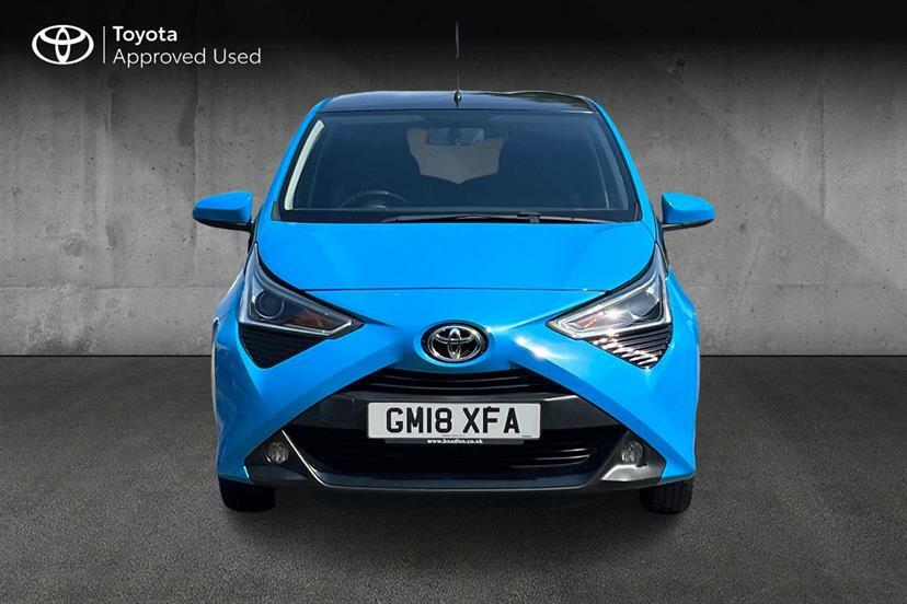 Toyota Aygo White #7