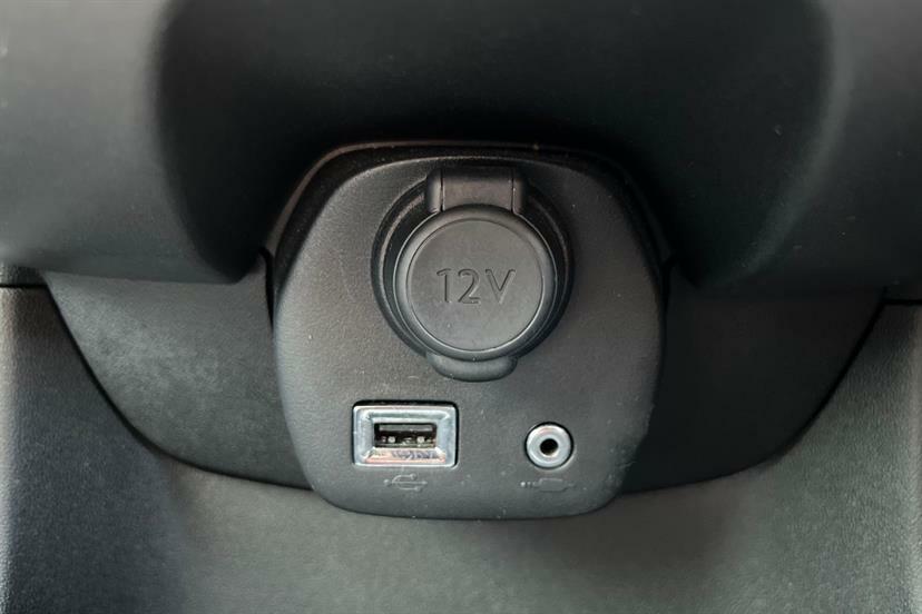 Toyota Aygo White #35