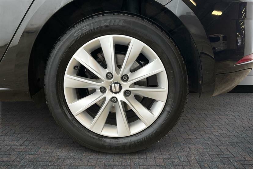 Seat Leon 1.6 Tdi Se Technology Black #5