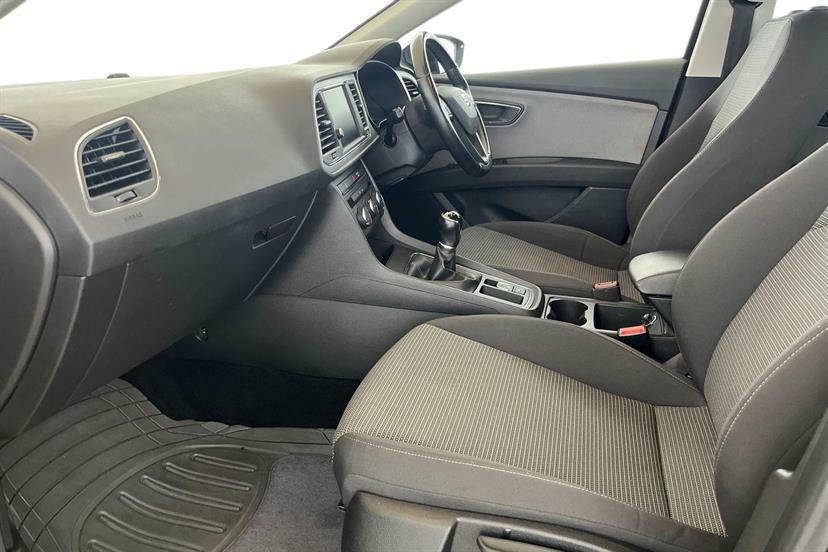 Seat Leon 1.6 Tdi Se Technology Black #2