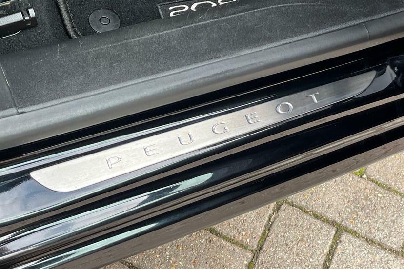 Peugeot 208 Ss Tech Edition Black #12